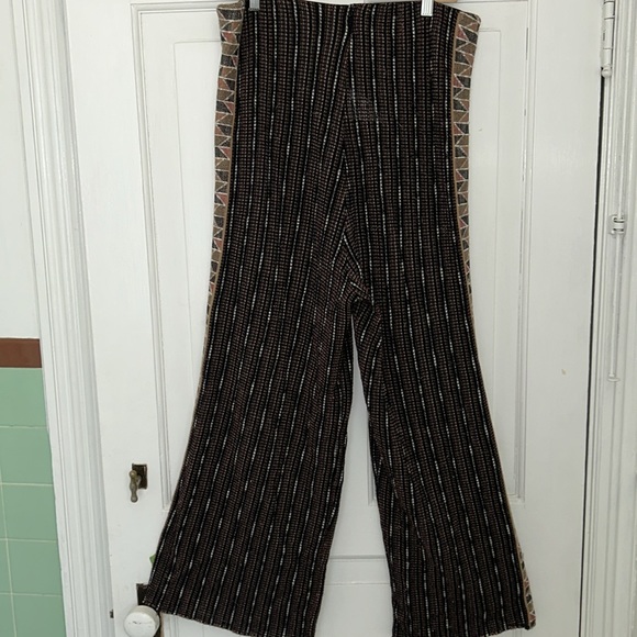 Urban Outfitters pull on wide leg pants - Picture 6 of 6